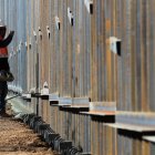 Puerto Palomas (Mexico).- (FILE) - Workers from the Ultimate Concrete construction company speed up their task to finish the metal wall ordered by US President Donald J. Trump, on the border with Columbus County, New Mexico (USA), in the town of Puerto Palomas, Chihuahua State, Mexico, 02 December 2020 (reissued 21 January 2021). US President Joe Biden in the first hours in office signed several executive orders reversing policies of his predecessor including on the coronavirus pandemic, the Paris climate agreement and Trump"s controversial border wall. (Estados Unidos) EFE/EPA/LUIS TORRES *** Local Caption *** 56537804