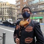 Imagen del 21 de diciembre de 2020 del mariachi Roberto Godoy en Madrid. Tocaban en restaurantes y fiestas, llevaban serenatas e incluso viajaban por España con sus grandes sombreros y llamativos trajes para amenizar eventos.