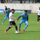 Liga de Quito y Universidad Católica jugaron dos partidos amistosos en Pomasqui.