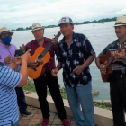 Melodías. Los integrantes de Los Montuvios del Tablao entrevistan a los poetas y guitarristas montuvios