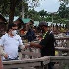 Apertura. La isla deja el cerco. El biocontrol de los visitantes es una de las medidas que se toman.