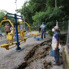MORADORES SE QUEJAN POR LAS AREAS VERDES COLAPSADAS EN LA URBANIZACVION VOLARE 

PERIODISTA : JUAN DANIEL PONCE

FECHA : 03/02/2021 

Agencia (ag-extra)