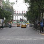 Avenida 9 de octubre, una de las principales calles de Guayaquil, en el centro de la ciudad.