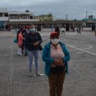 Marìa Freire estuvo 40 minutos antes para dar el voto en la Unidad Educativa Hispano América.