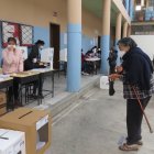 Acudió temprano a votar, con la esperanza de ayudar a cambiar el país.