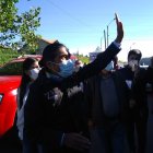 Pérez, quien desde la ciudad de Cuenca espera los resultados oficiales de la jornada electoral, criticó la rigurosidad y tecnicidad de las encuestadoras y cuestionó la posibilidad de un "hackeo".