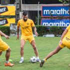 Barcelona continúa con su preparación para la Noche Amarilla.