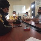 Encuentro. La comunidad de Bellavista y Jardines del Salado durante su cita con la Policía.