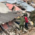 Militares y técnicos llegaron a la zona afectada para brindar asistencia.