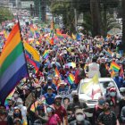 Movilización. Antes de objetar los resultados electorales, Yaku Pérez encabezó una marcha que partió desde el sur de Quito y llegó hasta el CNE.