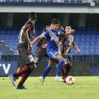 Facundo Barceló (c) ha mostrado cosas interesantes en Emelec.