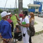 Información. Familiares de los presos solicitaban datos de su ubicación.