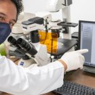 El Dr. Washington Cárdenas es el jefe del Laboratorio para Investigaciones Biomédicas de la Espol