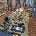 Material. Militares hallaron en el sector de La Cadena en San Lorenzo armas, municiones, uniformes militares,