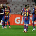 Los jugadores del Barcelona festejan el tercer gol, que sirvió para la clasificación a la final
