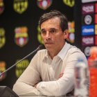 El técnico de Barcelona, Fabián Bustos, afirmó que solo jugará con un nueve.