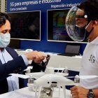 El ministro de Telecomunicaciones, Andrés Michelena, durante las pruebas de la red 5G entre Nokia y CNT, la semana pasada.