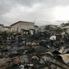 Los damnificados esperan que la situación se esclarezca, pero también piden ayuda, pues solo se quedaron con la vestimenta que llevaban.