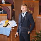 El jugador italiano recibió el trofeo Balón de Oro en una elegante ceremonia el Ayuntamiento de Roma.