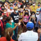Diálogo. El candidato presidencial, Yaku Pérez, participó de varias actividades en la provincia de Manabí.