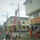 Hecho. En al menos diez cuadras las luminarias estaban en mal estado.