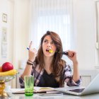 El desempleo puede desencadenar un grave impacto psicológico, emocional