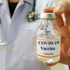 En esa oportunidad fueron 12 los investigadores que formaron la banda y entonaron la conocida canción acompañados de diferentes instrumentos.