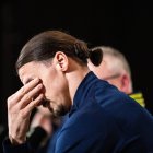 Zlatan Ibrahimovic, delantero sueco, llora en su vuelta al combinado sueco.