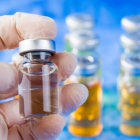 Bruselas lleva días criticando que no están llegando a la UE vacunas desde las dos fábricas que AstraZeneca tiene en el Reino Unido.