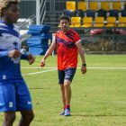 Paúl Vélez, entrenador del Cetáceo, en una de las jornadas de prácticas.