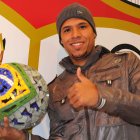 Luis Fabiano, quien militó en la selección brasileña, está internado a causa de la COVID-19.