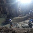 Los trabajos en el acueducto continuaban esta madrugada.