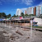 La playas cerradas lucieron así, sin turistas y con locales a media llave.