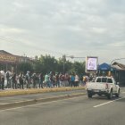 Panorama. Así es el escenario en las estaciones de la metrovía en las primeras horas del día.