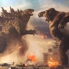 Godzilla y Kong, dos de las fuerzas más poderosas de un planeta habitado por aterradoras criaturas, se enfrentan en un espectacular combate que sacude los cimientos de la humanidad.