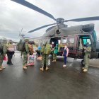 Apoyo. Los militares apoyaron al Consejo Nacional Electoral (CNE) en el traslado del material electoral en el país.