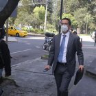 Defensa. Juan Pablo Ortíz defiende a Natalia Cárdenas, la procesada que recibió medidas alternativas.