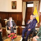 Guillermo Lasso se reúne con Lenín Moreno, por primera vez desde su elección.