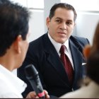 Gabriel Manzur fue llamado a juicio por presunto enriquecimiento ilícito junto con otra persona, sobre quienes pesa orden de prisión.