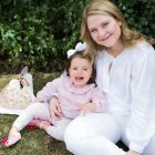 Gabriela Garcia junto a su adorada hija