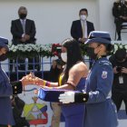 Acto. La comandante Tannya Varela recibió sus insignias de mando.