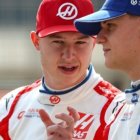 Mazeptin (i) y Schumacher llevan una relación tensa en el equipo.