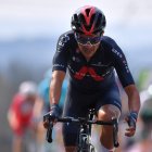 Richard Carapaz protagonizó la fuga de la competencia pero fue descalificado por los comisarios.