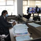 Diligencia. El presidente de la Corte de Pichincha Wladimir Jhayya instaló la audiencia desde el cuarto piso del organismo.