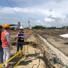 La construcción del hospital básico de Pedernales avanza lento.