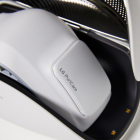 Esta mascarilla lleva filtros HEPA incorporados y dos ventiladores con una batería que dura hasta 8 horas.