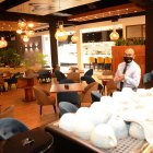 Restaurantes en la Capital en su mayoria lucen vacios o con muy pocos clientes.

 Quito 27 de Abril de 2021 Agencia(ag-extra ag-expreso-ag-quito) Gustavo Guaman