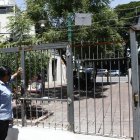 HABITANTES DE LA CIUDADELA KENEDY NUEVA SE QUEJAN POR LOS CONTINUOS ROBOS A DOMICILIO Y ACCESORIOS DE VEHICULOS EN EL SECTOR /JIMMY NEGRETE/GUAYAQUIL-ECUADOR
