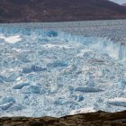 El glaciar Helheim, en Groenlandia, una posible analogía para el comportamiento futuro de los glaciares mucho más grandes de la Antártida.