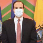 Simón Cueva, próximo ministro de Finanzas; Mauricio Claver-Carone, presidente del BID; Mauricio Pozo, actual ministro de Economía y Finanzas.